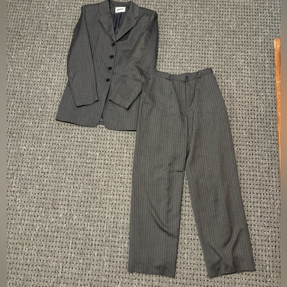 Vintage 2 piece Kasper Suit